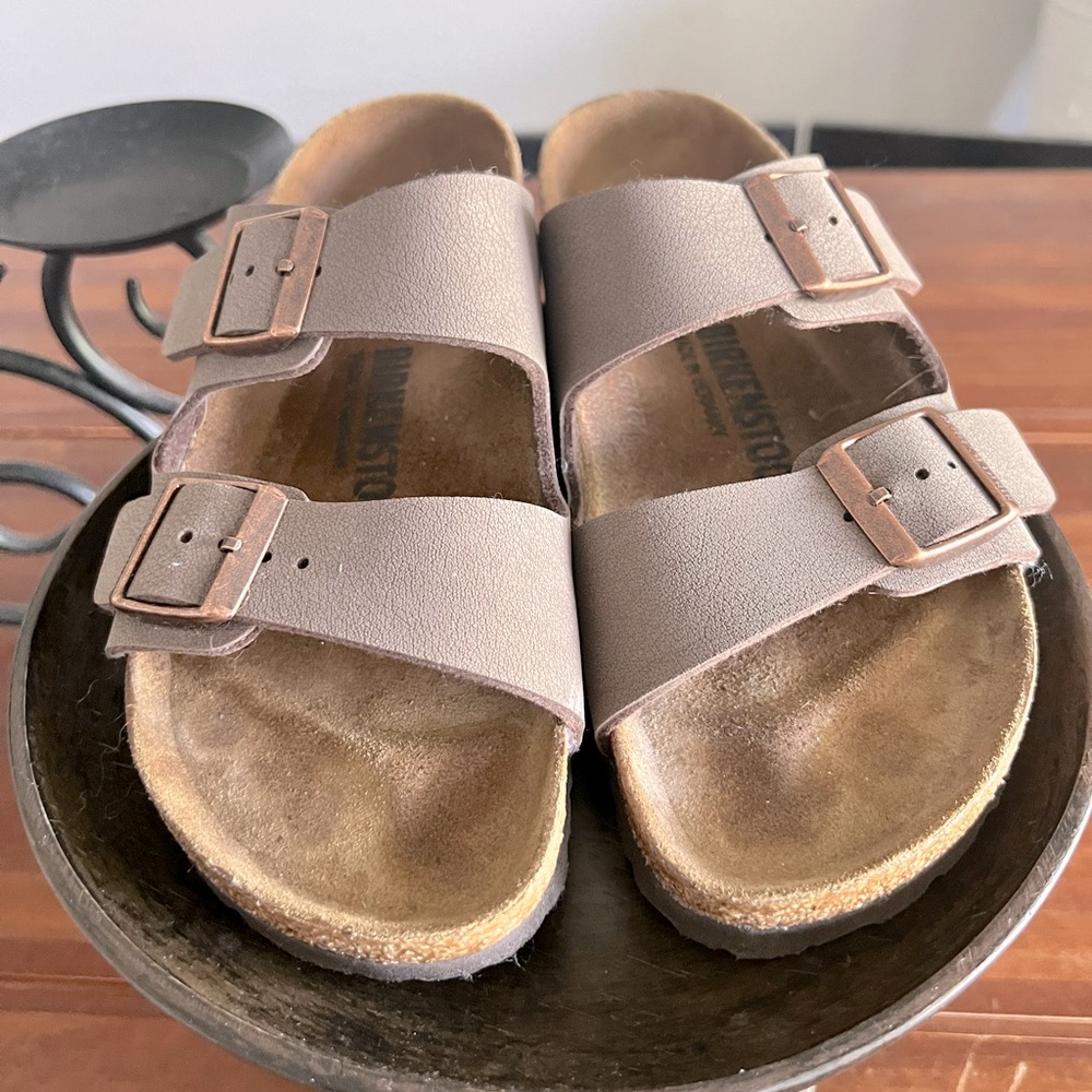 Size 36 Arizona Birkenstock Sandals